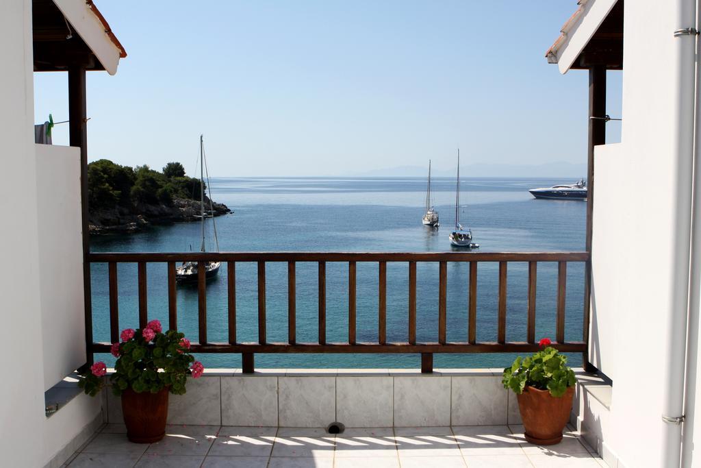 Отель Ostria Патитири Номер фото