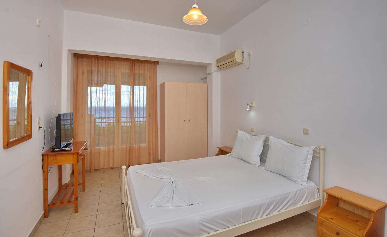 Отель Ostria Патитири Экстерьер фото