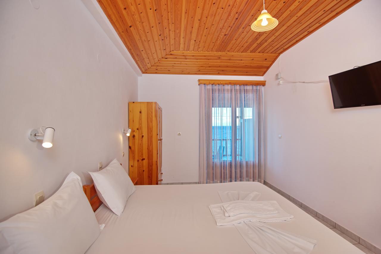 Отель Ostria Патитири Экстерьер фото